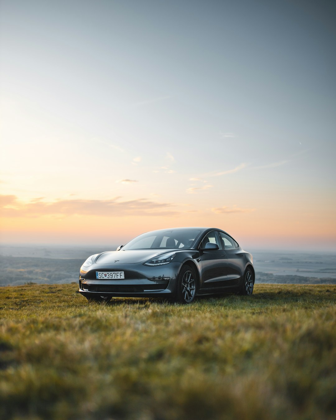 Tesla Still a Long-Term Winner, Says Morgan Stanley Despite Political Drama
