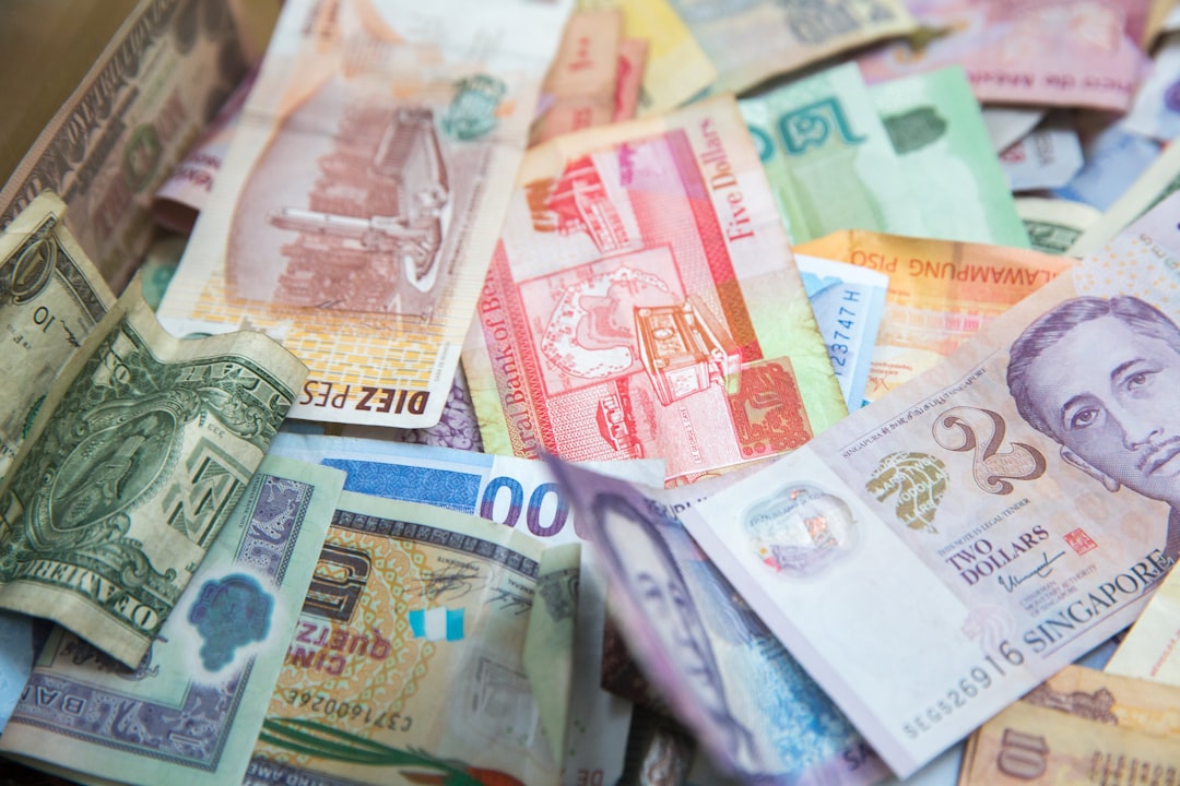 Asian Currencies Rangebound as Middle East Tensions and Fed Meeting Weigh