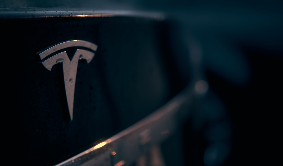 Texas Lawmakers Urge Tesla to Delay Robotaxi Launch Ahead of New AV Regulations