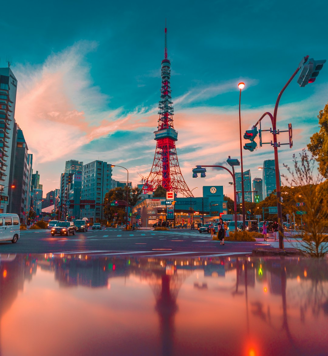 Japan’s Manufacturing Sector Returns to Growth in June; Services Expand Further