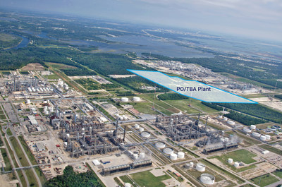 LyondellBasell (NYSE: LYB) Maintains "Sell" Rating by UBS Amidst Volatility