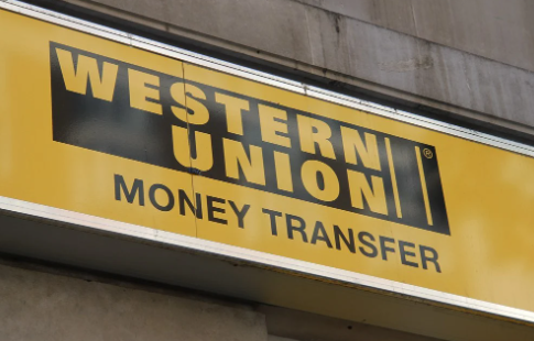 Western Union (NYSE:WU) Faces Financial Performance Scrutiny Amid Market Challenges