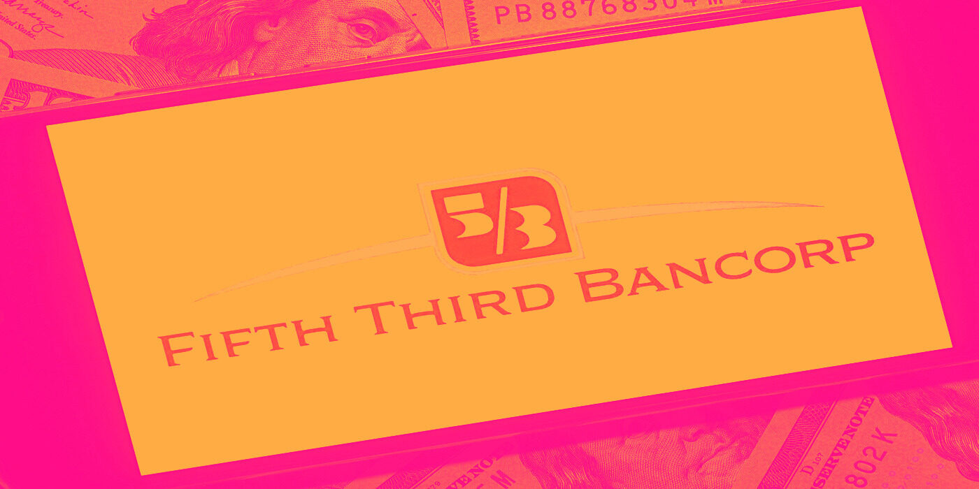 Fifth Third Bancorp (NASDAQ: FITB) Financial Overview and Investor Sentiment