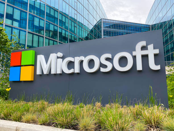 Microsoft Corporation (NASDAQ:MSFT) Price Target and Market Performance