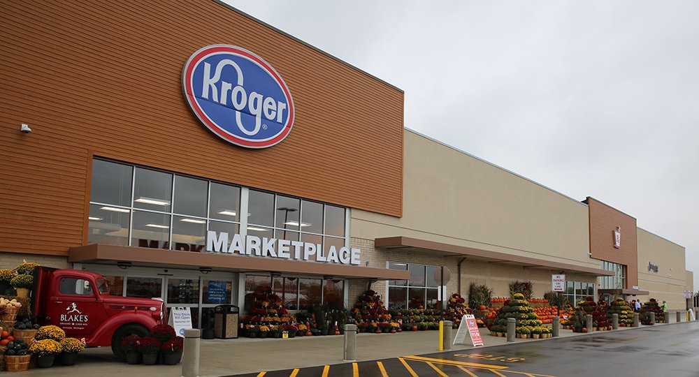 Kroger Co. (NYSE:KR) Stock Upgrade and Financial Performance Review