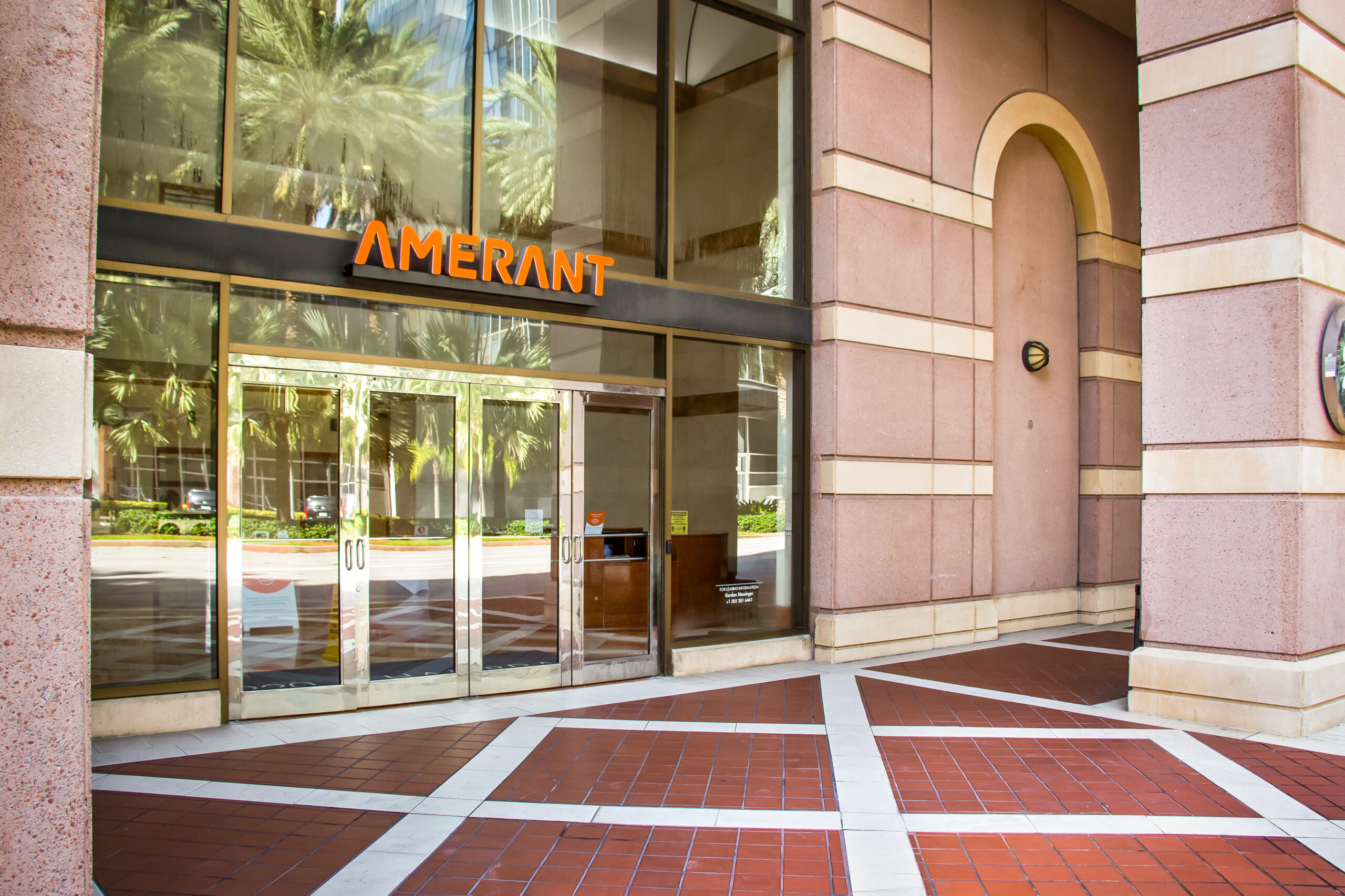 Amerant Bancorp Inc. (NYSE: AMTB) Q1 2026 Earnings: Mixed Performance with EPS Beat