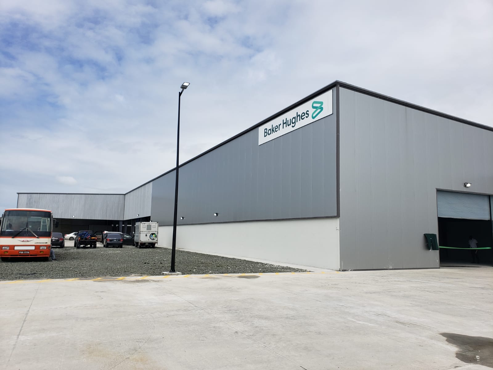 Baker Hughes (NASDAQ: BKR) Demonstrates Robust Growth and Financial Strength