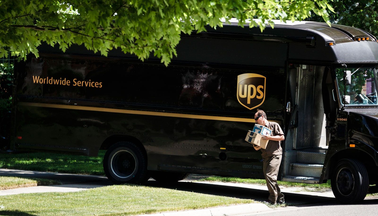 Goldman Sachs Raises Price Target for United Parcel Service (NYSE: UPS) Amid Q1 2026 Earnings