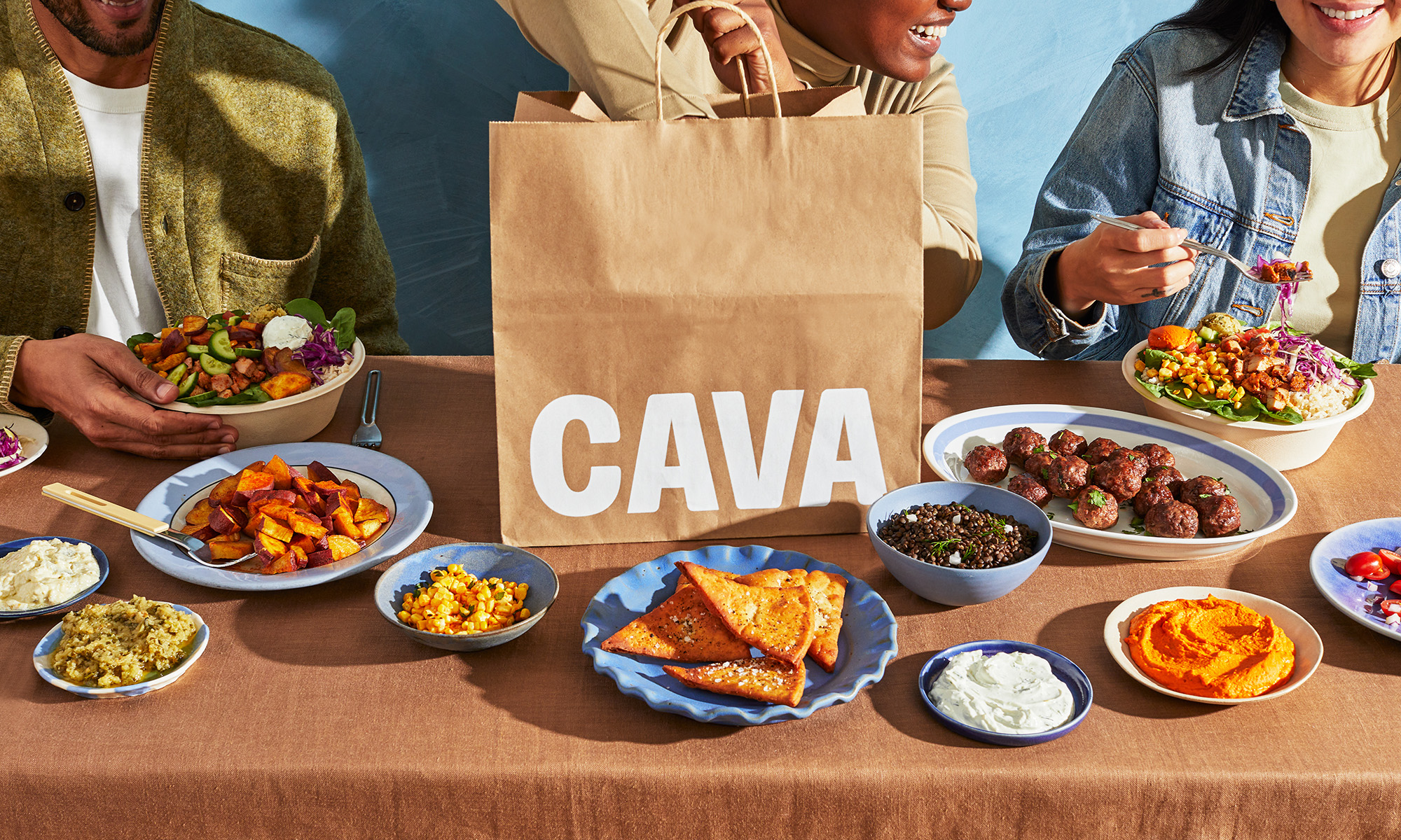 Cava Group (NYSE: CAVA) Q1 Earnings Beat, Revenue Jumps