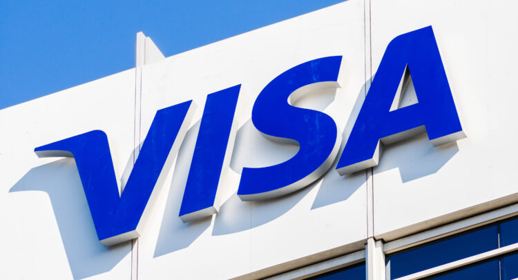 Visa (NYSE: V) Stock Surges: Analyst Sets $450 Price Target Amid Strong Performance