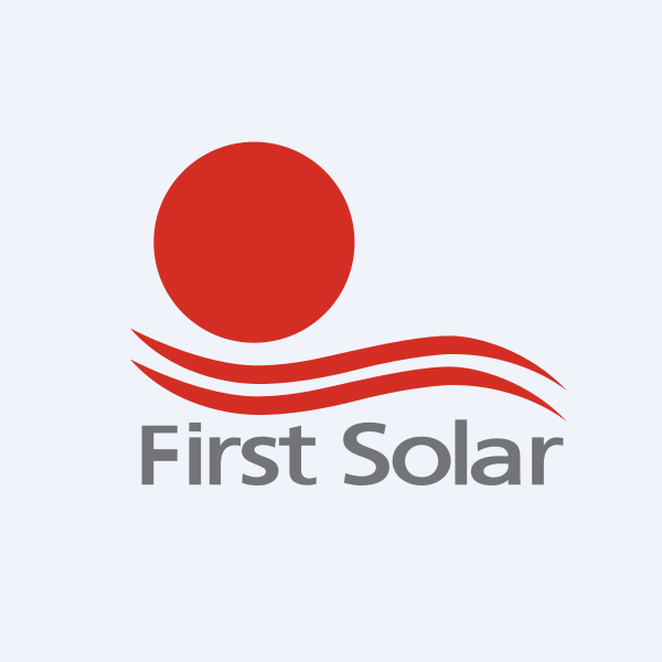 First Solar (NASDAQ: FSLR) Stock Under Pressure: Legal Challenges and Analyst Downgrades