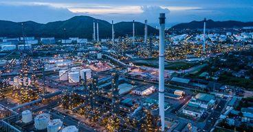 Schlumberger (NYSE: SLB) Stock Analysis: Oversold with Upside Potential