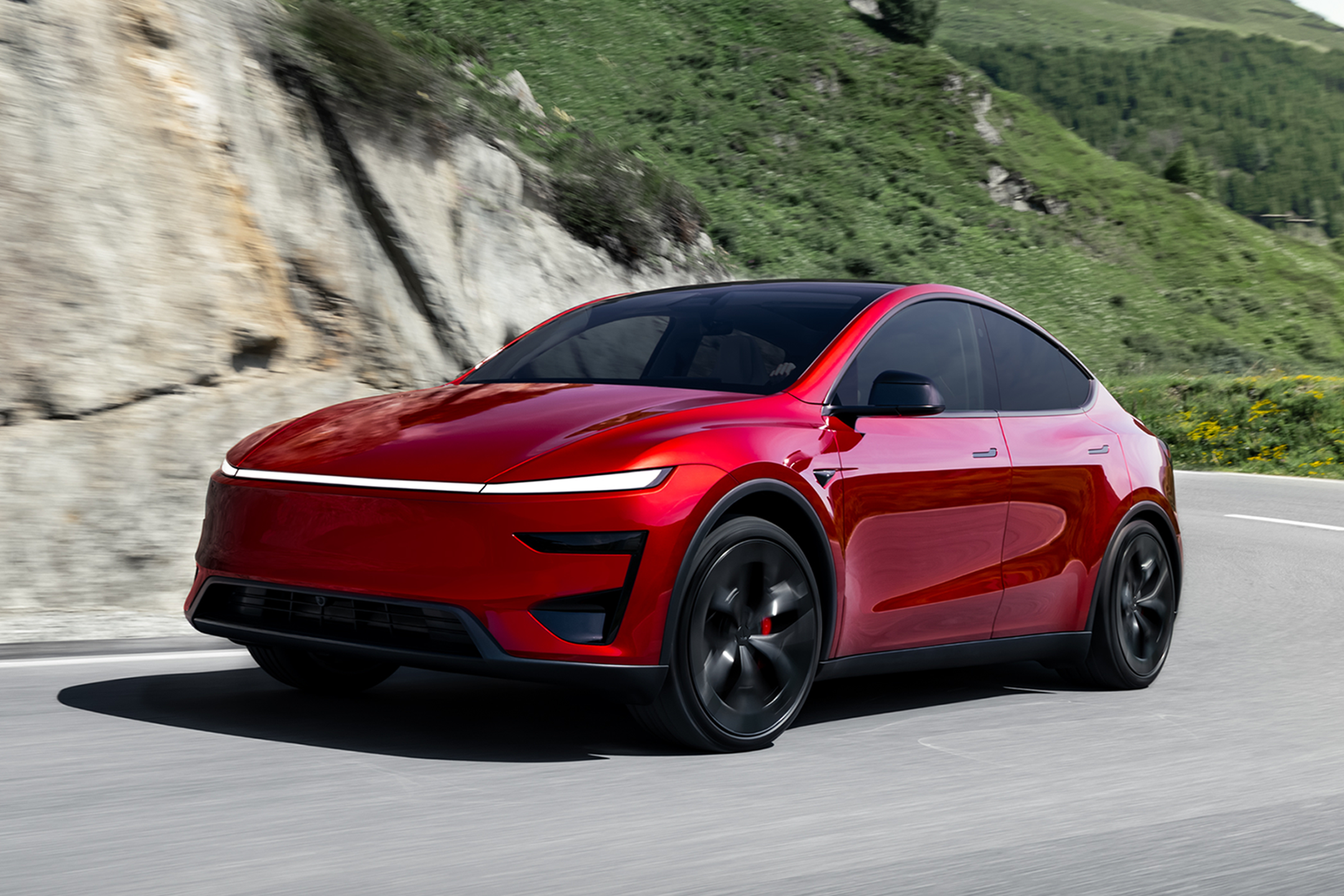 UBS Analyst Sets Bullish Price Target for Tesla (NASDAQ: TSLA) Amidst Growth and Investment Challenges