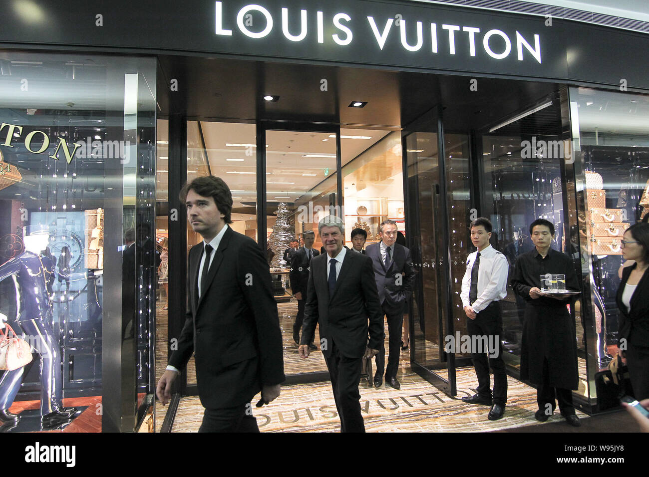 LVMH Mo&euml;t Hennessy Louis Vuitton SE (OTC: LVMUY) Earnings Preview: A Look at Luxury Stock Performance