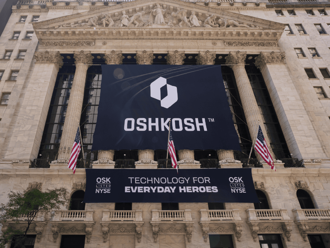Barclays Raises Oshkosh (NYSE: OSK) Price Target Amid Strong Revenue Growth