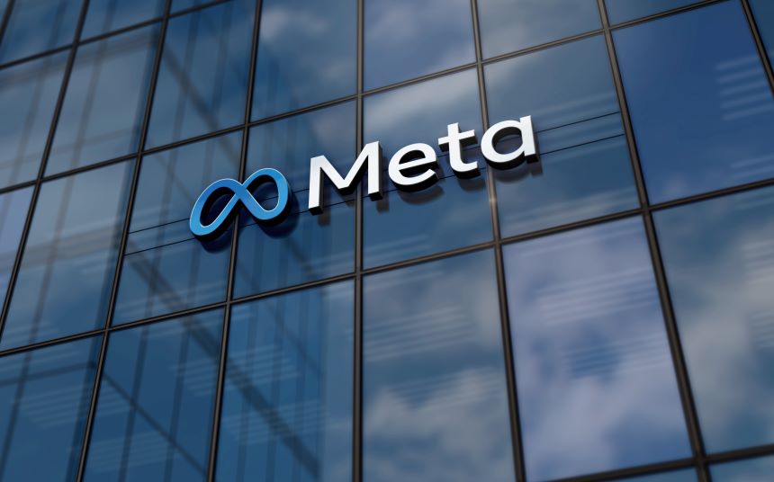 Bernstein Sets $800 Price Target for Meta Platforms (NASDAQ: META) Amidst AI Investment Scrutiny