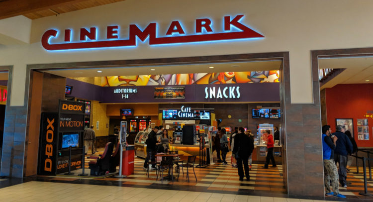 Cinemark Holdings (NYSE: CNK) Sees Price Target Hike After Record Q2 Performance