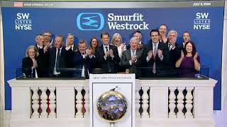 Barclays Upgrades Smurfit Westrock (NYSE: SW) to Overweight Amidst Earnings Miss
