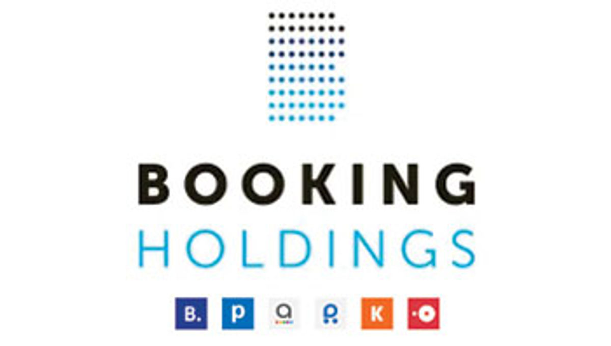Wells Fargo Raises Price Target on Booking Holdings (NASDAQ: BKNG) Amid Strong Q2 Performance