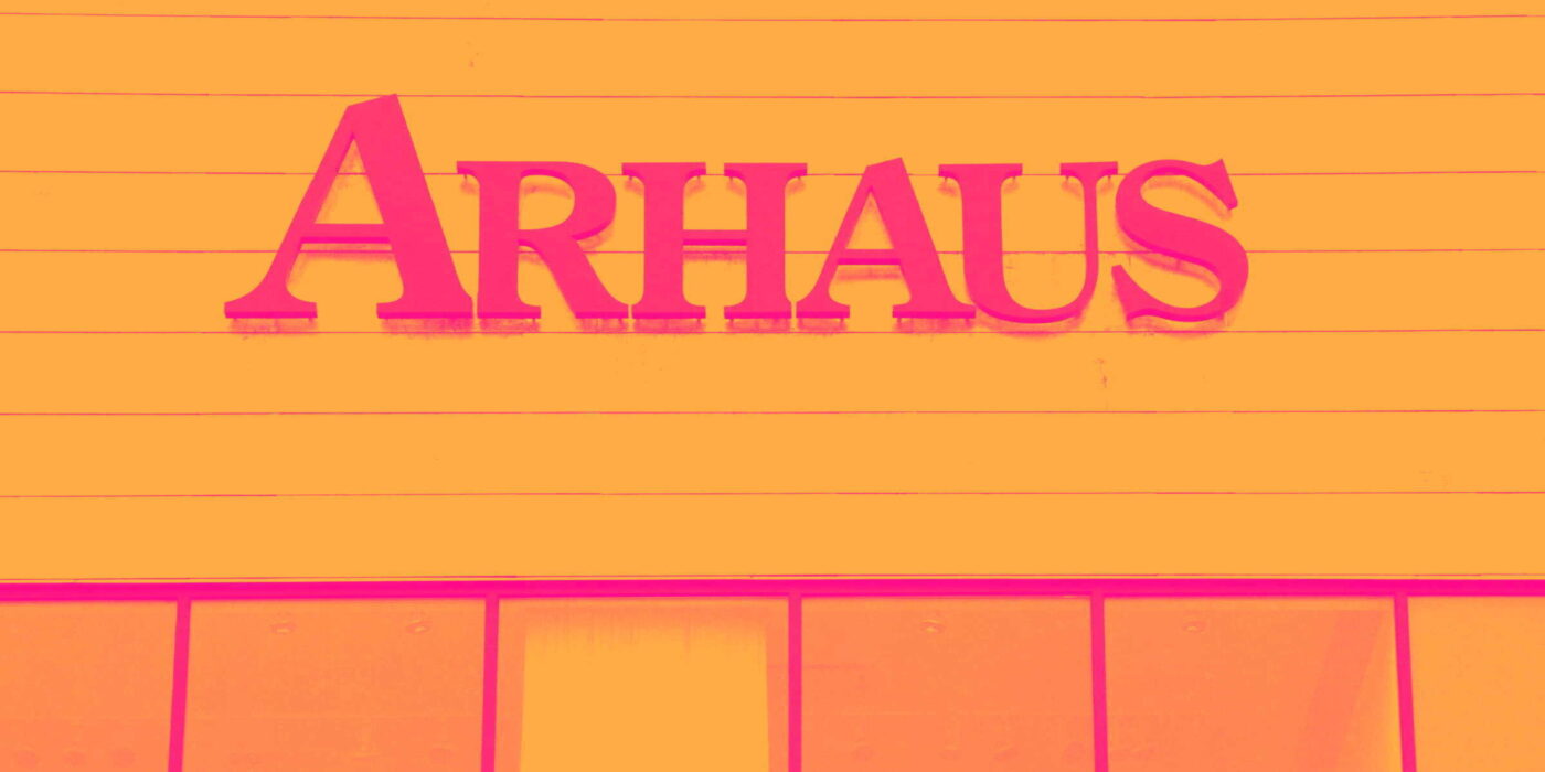 Craig-Hallum Upgrades Arhaus (ARHS) to Buy on Strong Q2 Results