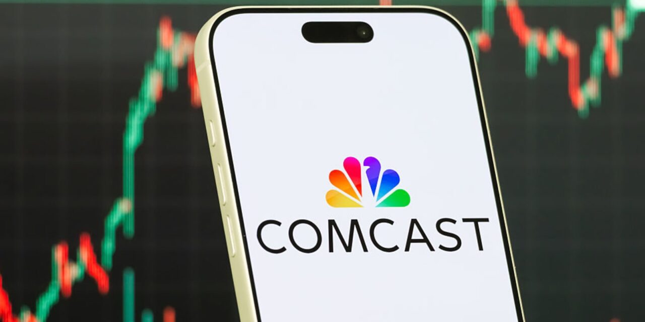 CMCSA: Congressional Sale & Universal Box Office Success
