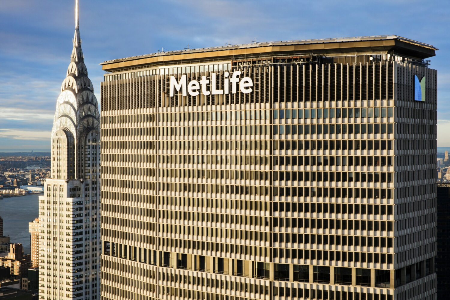 MetLife (NYSE:MET) Stock Analysis: Morgan Stanley's 'Overweight' Rating and Institutional Confidence