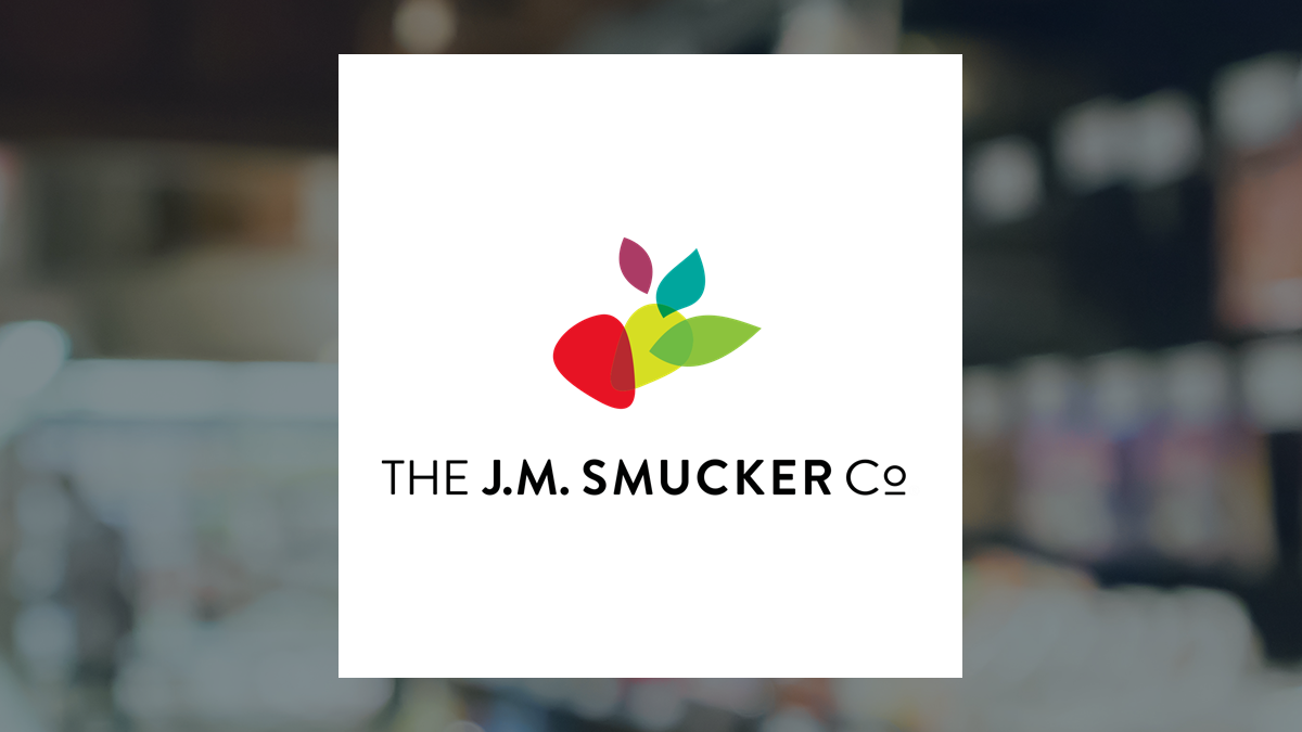 J.M. Smucker Co. (NYSE: SJM) Exceeds Q1 Earnings Estimates, Raises Full-Year Outlook