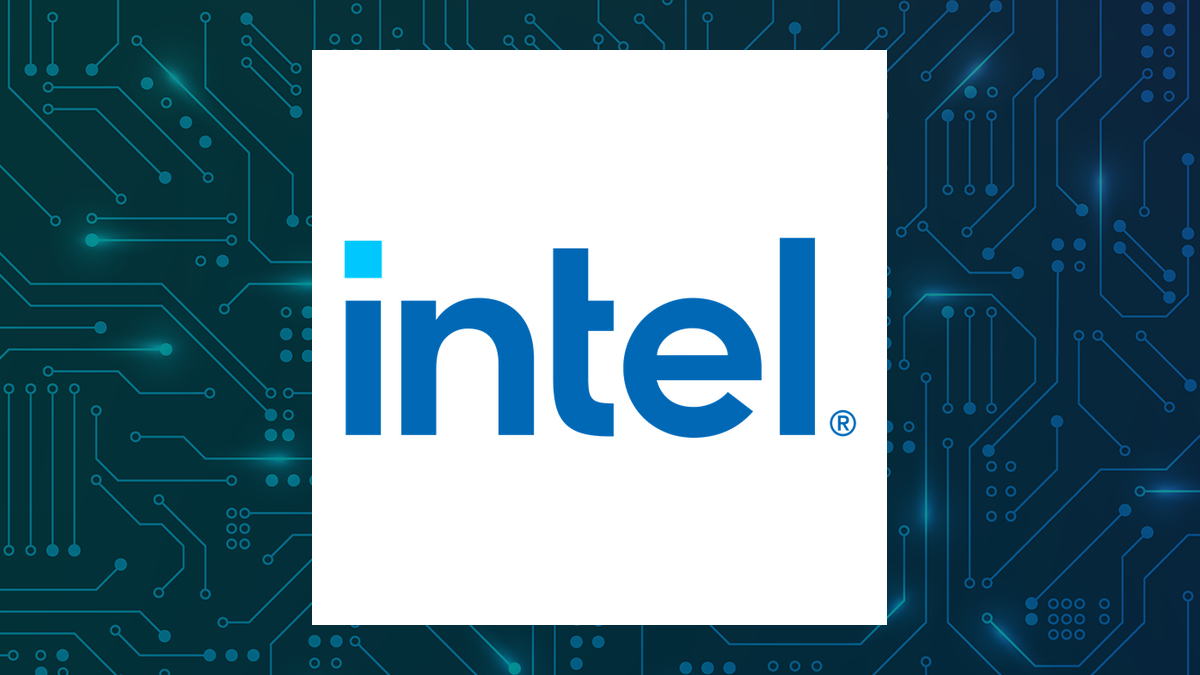 Intel (INTC) Stock Surges on High-NA EUV & $120 Upgrade