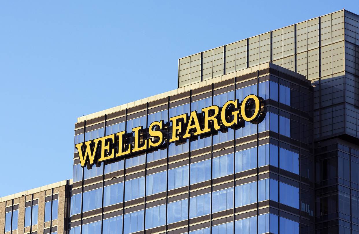 Wells Fargo & Co. (NYSE: WFC) Stock Outlook: Analyst Upgrade, Regulatory Tailwinds, and Strong Earnings Forecast