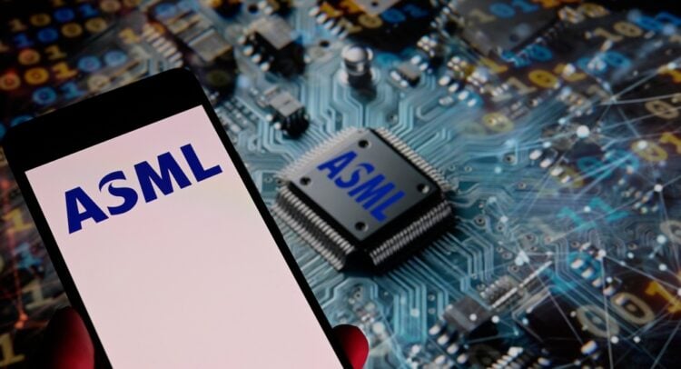 ASML (NASDAQ: ASML): Anticipating Q3 Earnings Amidst Surging AI Chip Demand