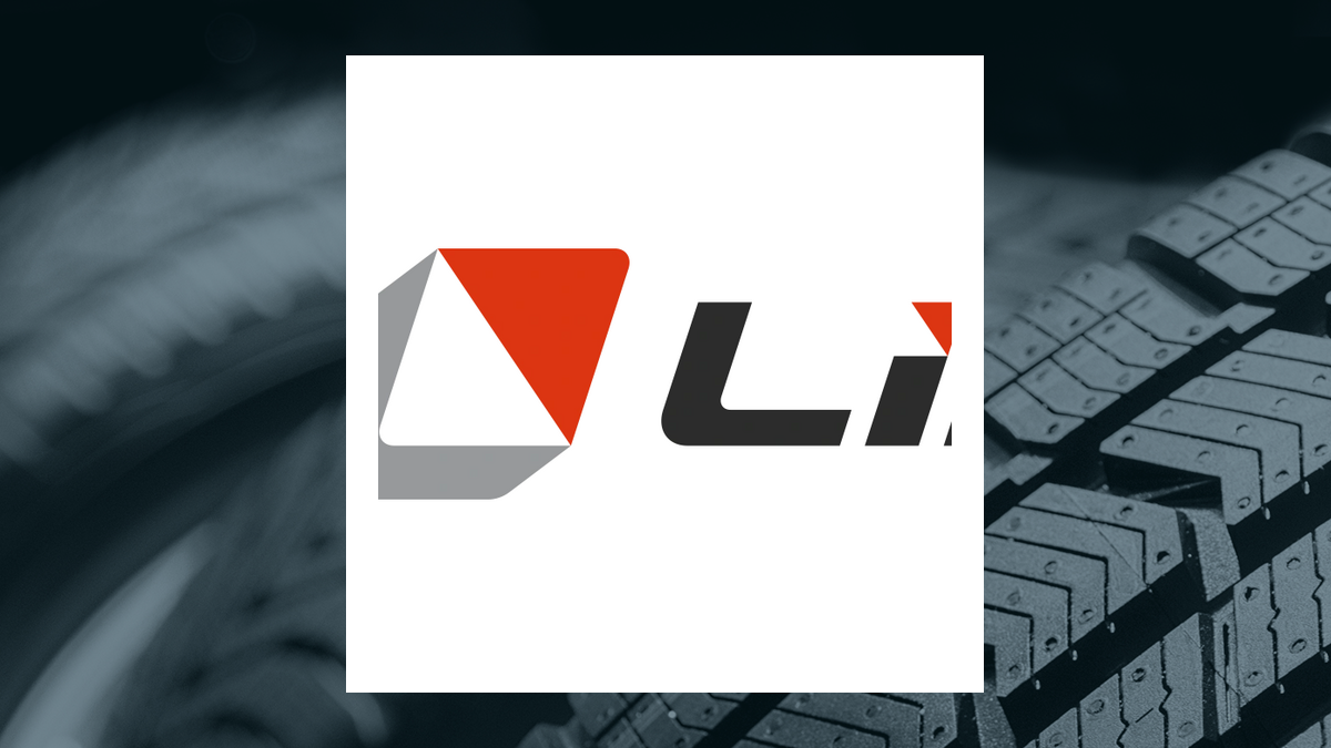 LCI Industries (NYSE: LCII) Stock Faces Downgrade and Mixed Analyst Outlook